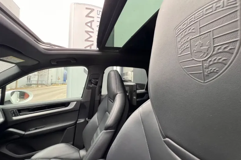 Porsche Cayenne din 2024 cu 28.900 km - oferta POR183982 - foto 23