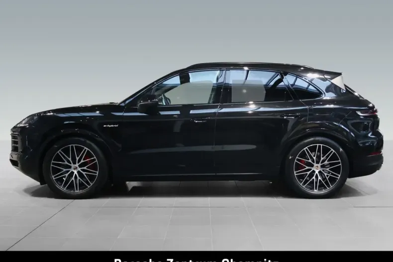 Porsche Cayenne din 2024 cu 29.990 km - oferta POR183983 - foto 2