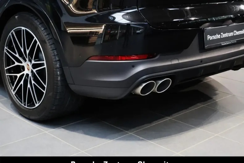 Porsche Cayenne din 2024 cu 29.990 km - oferta POR183983 - foto 33