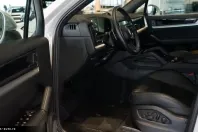 Porsche Cayenne din 2024 cu 16.522 km - oferta POR183984 - foto 3