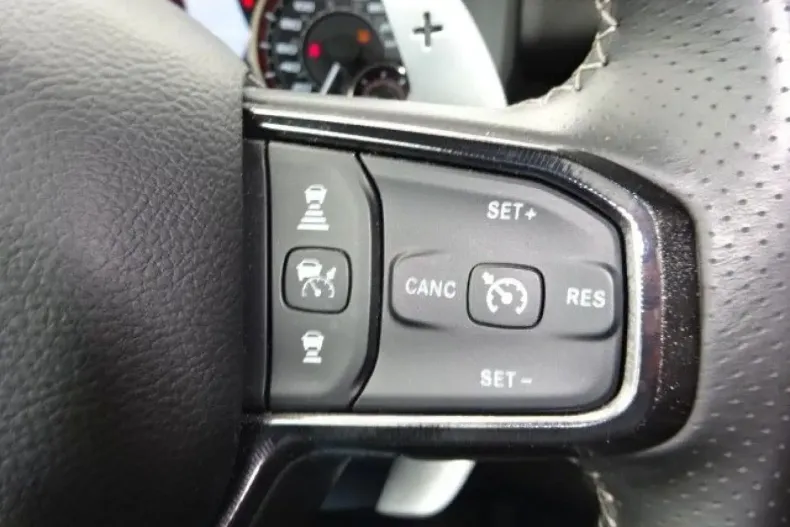 Dodge RAM din 2023 cu 33.295 km - oferta DOD183988 - foto 18