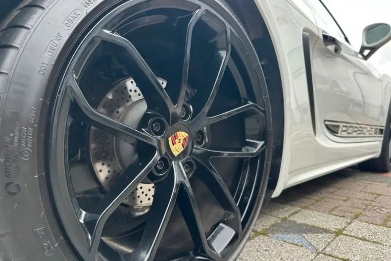 Porsche Cayman din 2024 cu 15.000 km - oferta POR183991 - foto 10