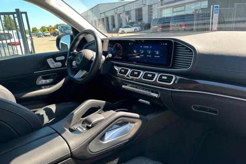 Mercedes-Benz GLE 350 (Clasa GLE) din 2023 cu 4.138 km - oferta MER183993 - foto 7