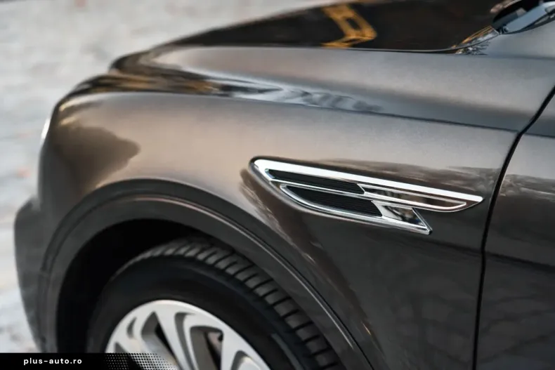 Bentley Bentayga din 2023 cu 9.500 km - oferta BEN184003 - foto 30