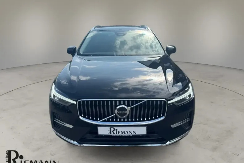 Volvo XC60 din 2022 cu 74.500 km - oferta VOL184007 - foto 2