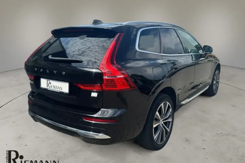 Volvo XC60 din 2022 cu 74.500 km - oferta VOL184007 - foto 3