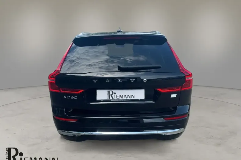 Volvo XC60 din 2022 cu 74.500 km - oferta VOL184007 - foto 4