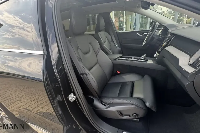 Volvo XC60 din 2022 cu 74.500 km - oferta VOL184007 - foto 29