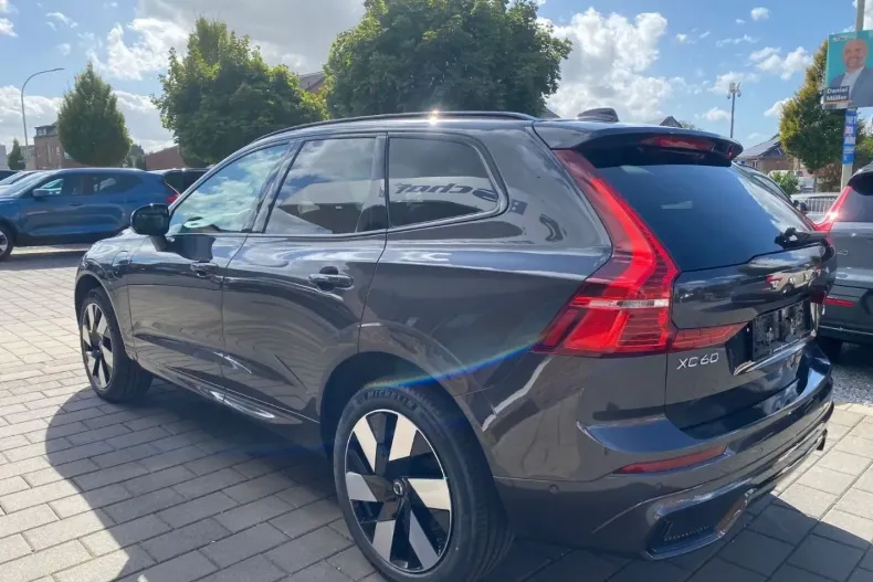 Volvo XC60 din 2025 cu 13.066 km - oferta VOL184010 - foto 3