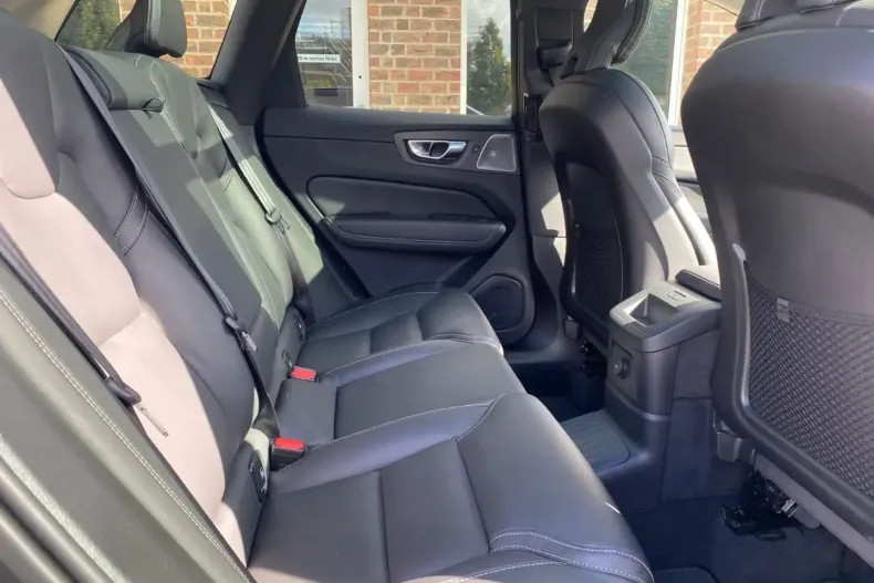 Volvo XC60 din 2025 cu 13.066 km - oferta VOL184010 - foto 15