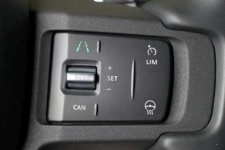 Land Rover Defender din 2024 cu 12.000 km - oferta LAN184012 - foto 21