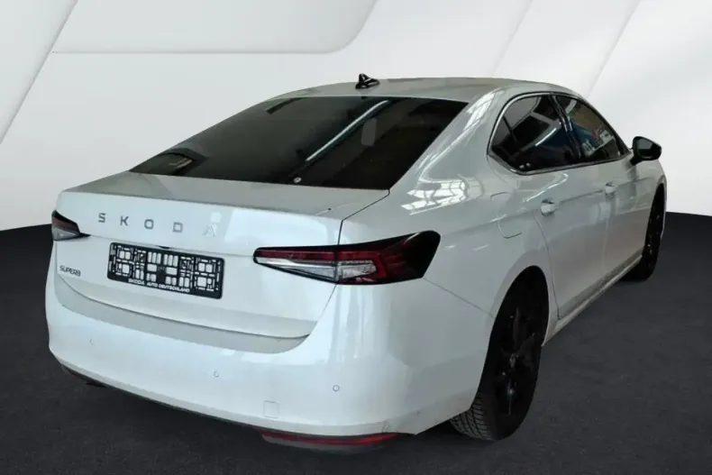 Skoda Superb din 2024 cu 7.876 km - oferta SKO184015 - foto 2