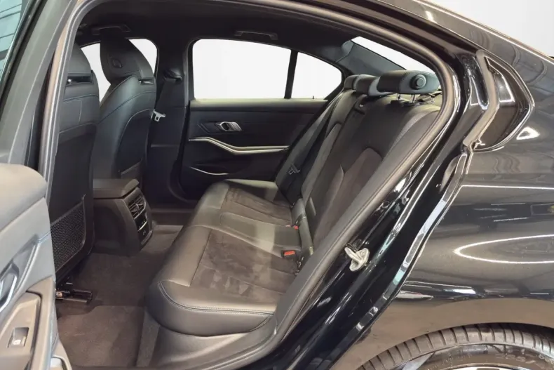 BMW 320 (Seria 3) din 2024 cu 13.500 km - oferta BMW184019 - foto 10