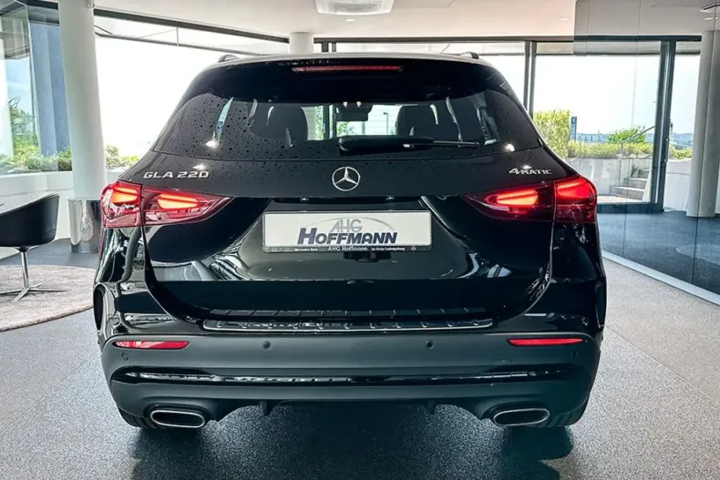 Mercedes-Benz GLA 220 (Clasa GLA) din 2023 cu 24.955 km - oferta MER184020 - foto 4