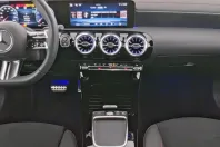 Mercedes-Benz CLA (Clasa CLA) din 2024 cu 12.000 km - oferta MER184028 - foto 5