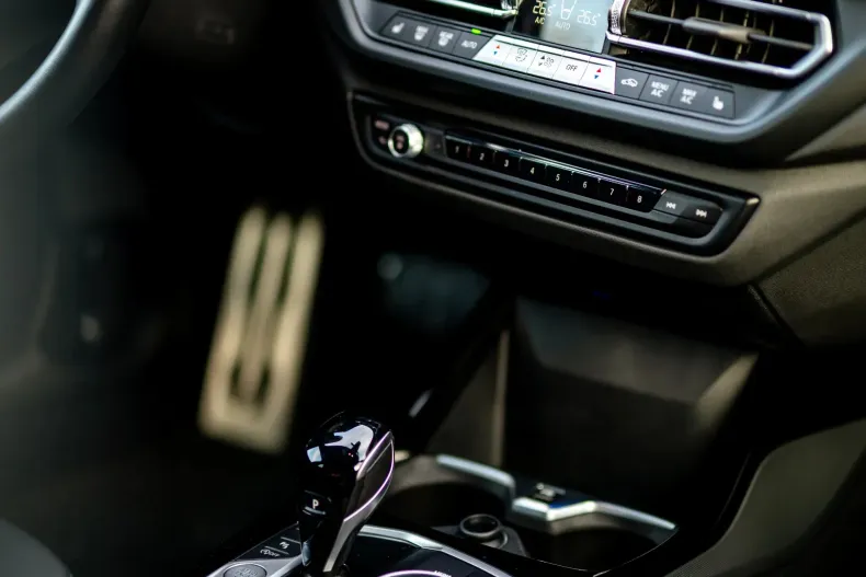 BMW Seria 2 din 2023 cu 38.200 km - oferta BMW184032 - foto 32