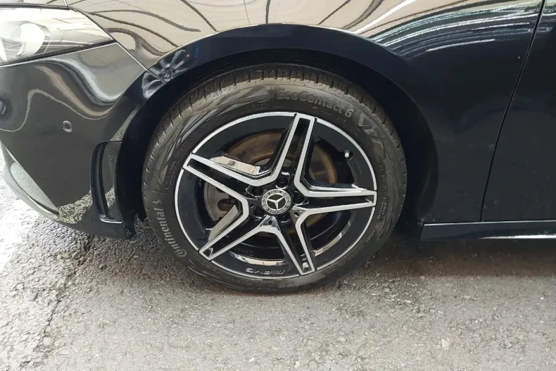 Mercedes-Benz A 250 (Clasa A) din 2022 cu 63.143 km - oferta MER184033 - foto 9