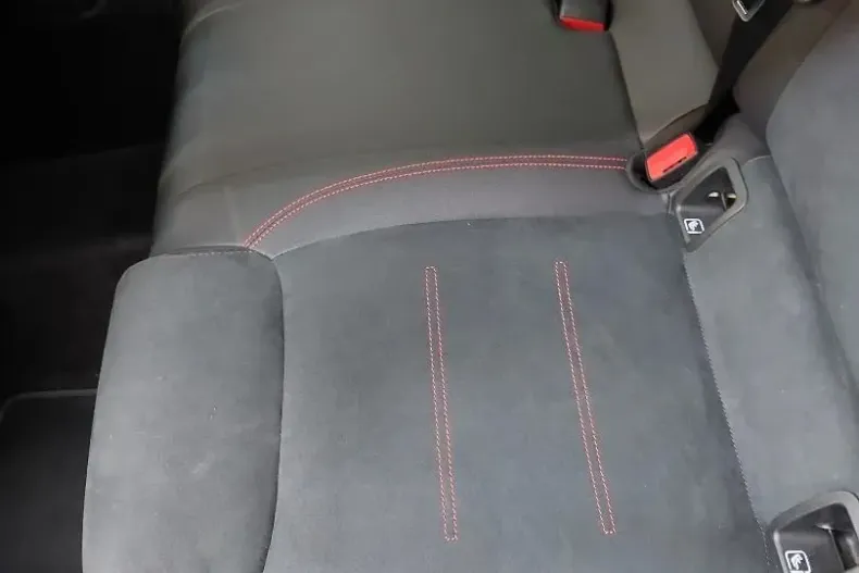 Mercedes-Benz A 250 (Clasa A) din 2022 cu 63.143 km - oferta MER184033 - foto 25