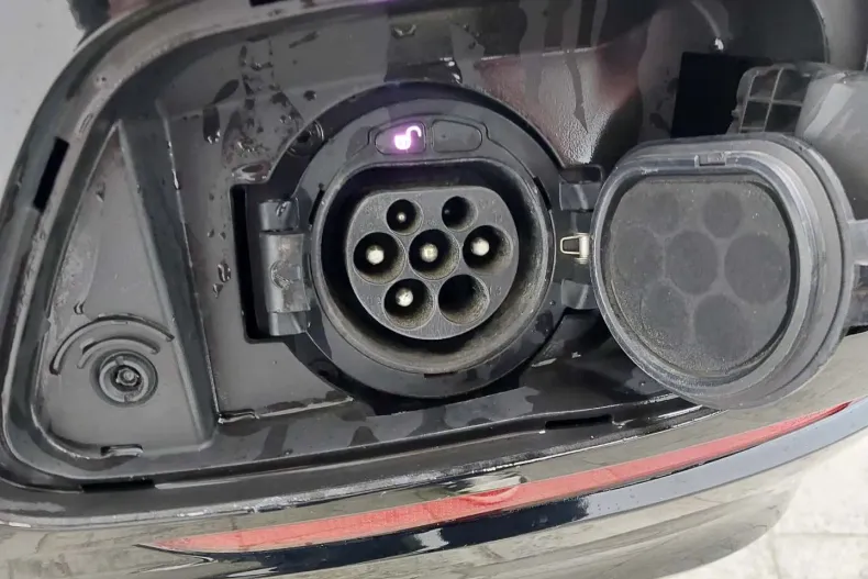 Mercedes-Benz E din 2020 cu 123.990 km - oferta MER184034 - foto 23