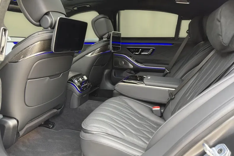 Mercedes-Benz S 63 AMG (Clasa S) din 2025 cu 3.200 km - oferta MER184038 - foto 13