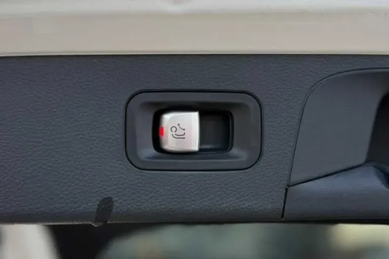 Mercedes-Benz GLC din 2021 cu 85.000 km - oferta MER184043 - foto 14