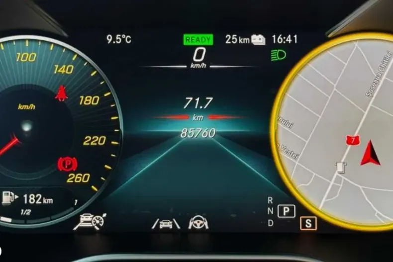 Mercedes-Benz GLC din 2021 cu 85.000 km - oferta MER184043 - foto 32