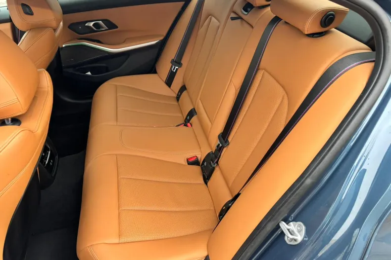 BMW Seria 3 din 2023 cu 16.168 km - oferta BMW184044 - foto 11