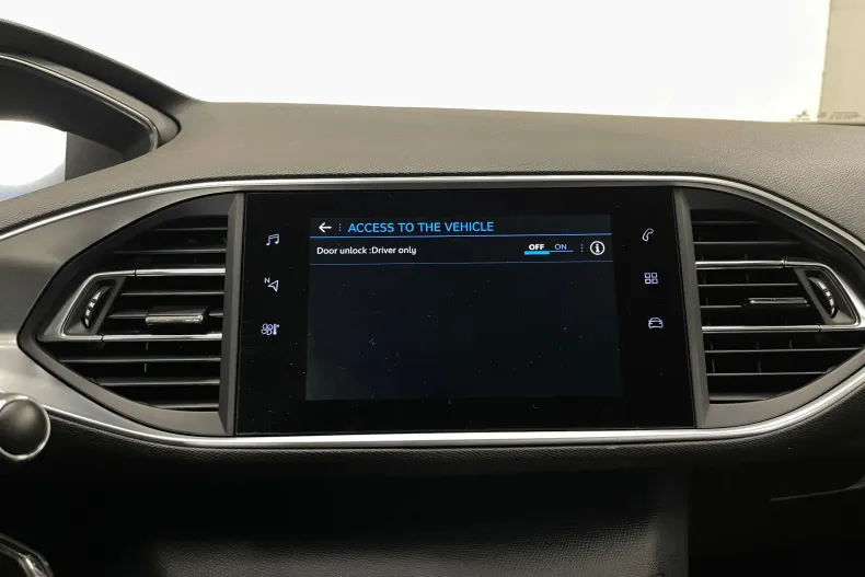 Peugeot 308 din 2021 cu 136.857 km - oferta PEU184045 - foto 19