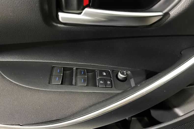 Toyota Corolla din 2022 cu 76.082 km - oferta TOY184046 - foto 18