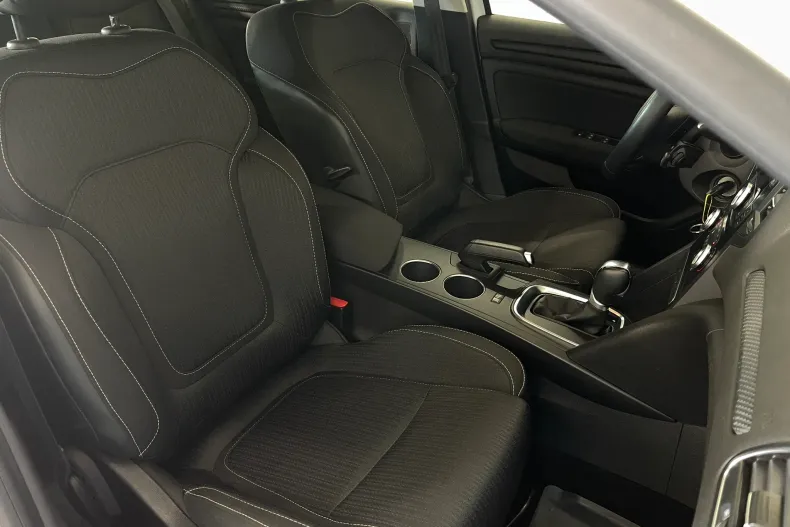 Renault Megane din 2020 cu 100.420 km - oferta REN184048 - foto 10