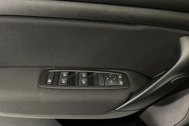 Renault Megane din 2020 cu 100.420 km - oferta REN184048 - foto 15