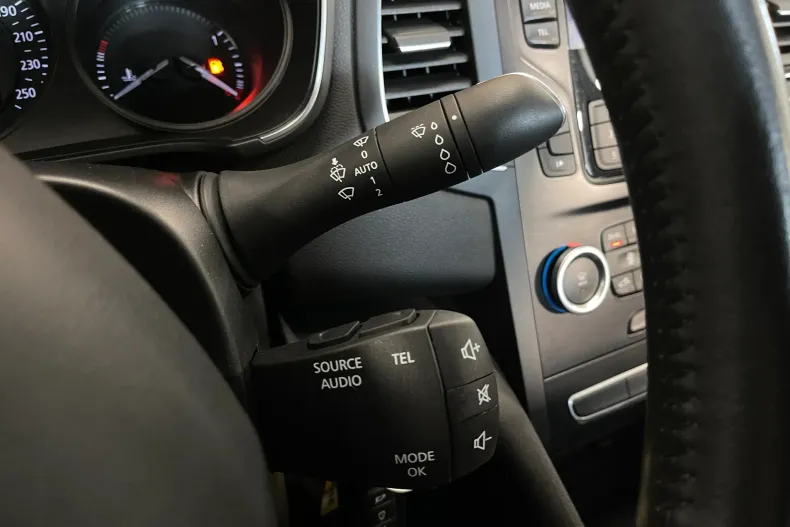 Renault Megane din 2020 cu 100.420 km - oferta REN184048 - foto 18