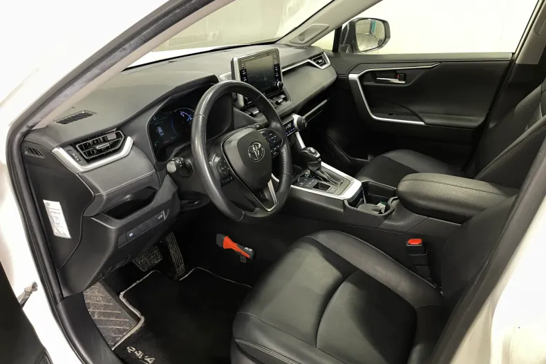 Toyota RAV4 din 2020 cu 145.733 km - oferta TOY184049 - foto 5