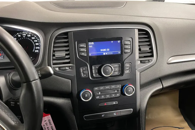 Renault Megane din 2022 cu 51.261 km - oferta REN184058 - foto 13