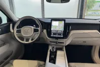 Volvo XC60 din 2025 cu 4.000 km - oferta VOL184067 - foto 10