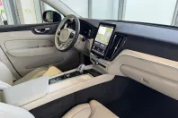 Volvo XC60 din 2025 cu 4.000 km - oferta VOL184067 - foto 14