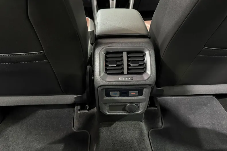 Volkswagen Tiguan din 2020 cu 88.372 km - oferta VOL184069 - foto 27