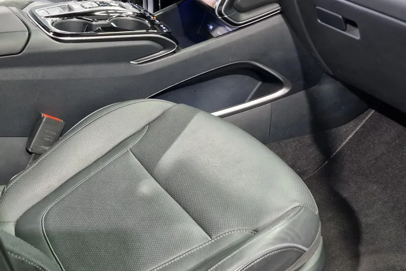 Hyundai TUCSON din 2022 cu 43.503 km - oferta HYU184071 - foto 23