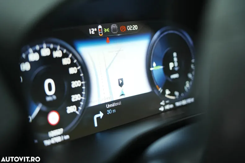 Volvo XC40 din 2022 cu 126.000 km - oferta VOL184089 - foto 37
