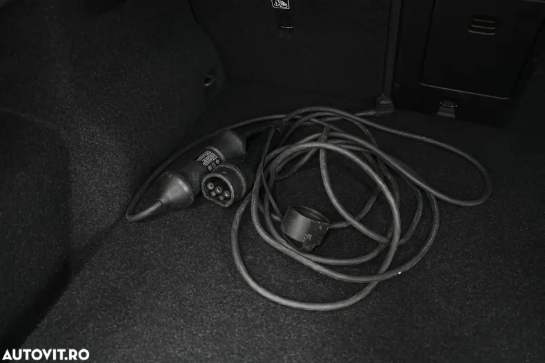 Volvo XC40 din 2022 cu 126.000 km - oferta VOL184089 - foto 38