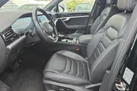 Volkswagen Touareg din 2023 cu 36.300 km - oferta VOL184092 - foto 6