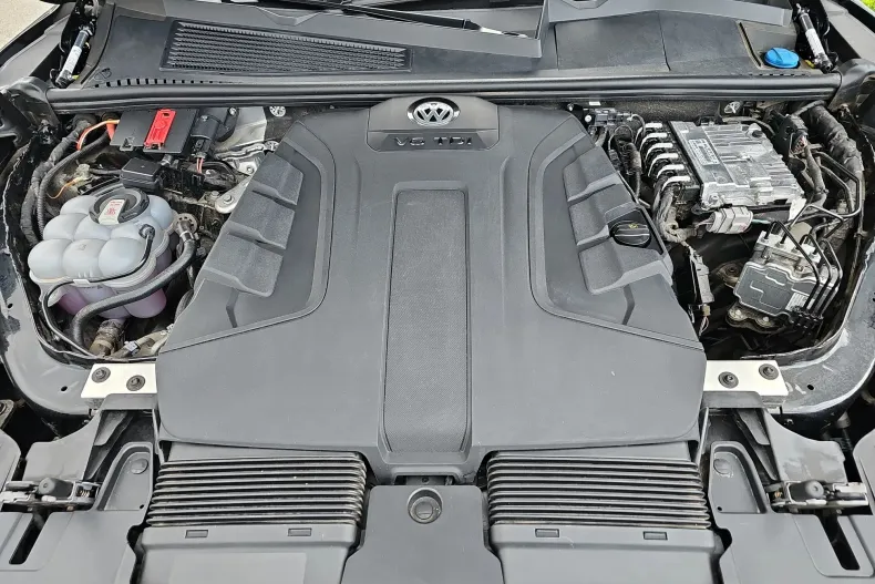 Volkswagen Touareg din 2023 cu 36.300 km - oferta VOL184092 - foto 20