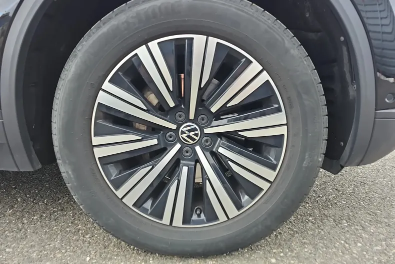 Volkswagen Touareg din 2023 cu 36.300 km - oferta VOL184092 - foto 21