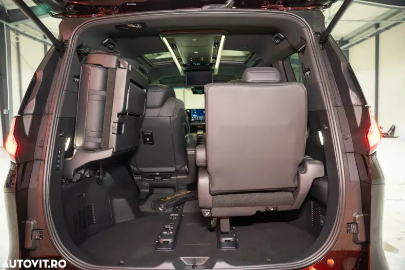 Lexus LM din 2025 cu 7.450 km - oferta LEX184094 - foto 23