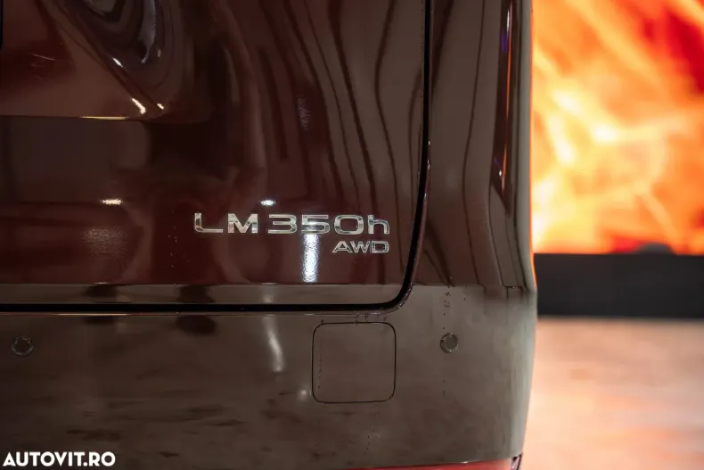 Lexus LM din 2025 cu 7.450 km - oferta LEX184094 - foto 25