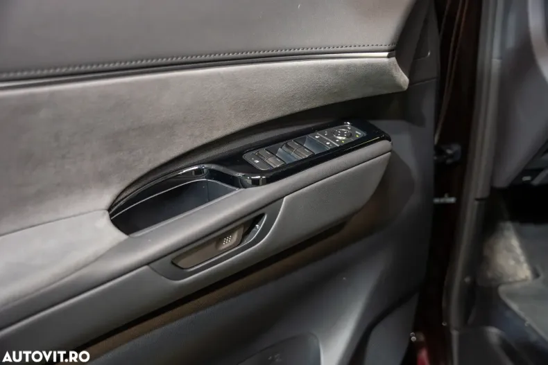 Lexus LM din 2025 cu 7.450 km - oferta LEX184094 - foto 28