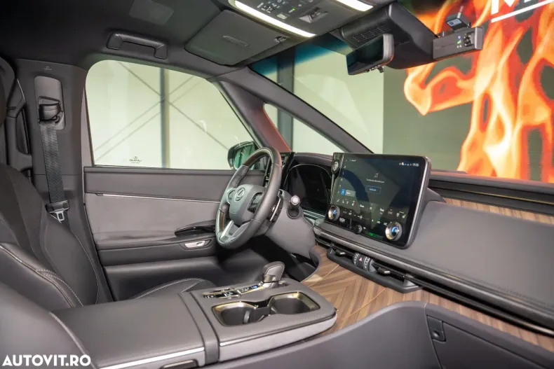 Lexus LM din 2025 cu 7.450 km - oferta LEX184094 - foto 33