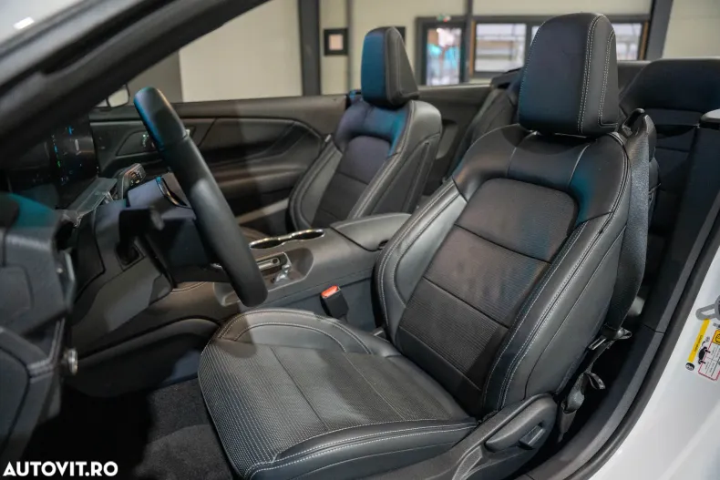 Ford Mustang din 2025 cu 3.300 km - oferta FOR184096 - foto 18