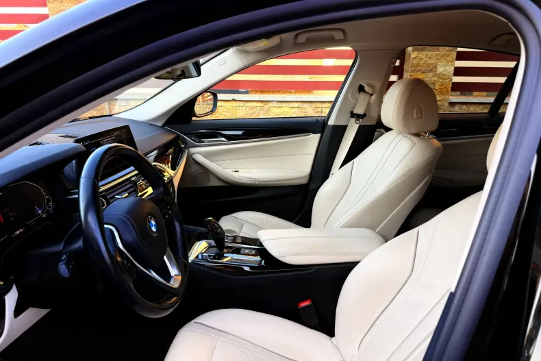 BMW Seria 5 din 2020 cu 108.063 km - oferta BMW184098 - foto 10