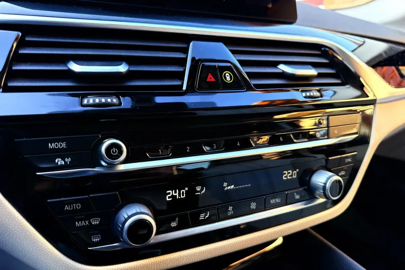 BMW Seria 5 din 2020 cu 108.063 km - oferta BMW184098 - foto 16